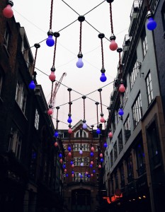 Saatchi Gallery- Carnaby Street 3_r1_c1