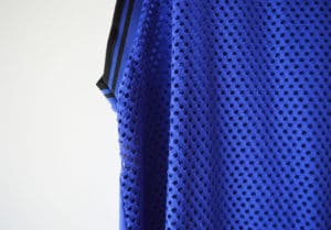Regata Malwee azul detalhe