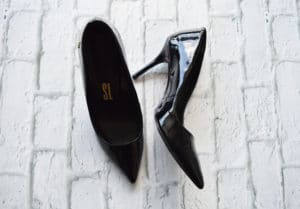 Scarpin preto Santa Lolla 2