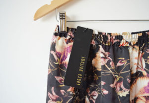 Shorts Lança Perfume etiqueta