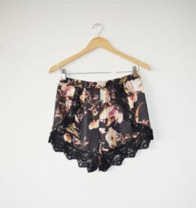 Shorts Lança Perfume frente