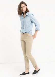 calça bege jeans