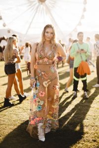 Look Coachella Transparência