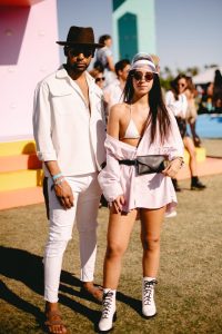 Look Coachella Menos é mais