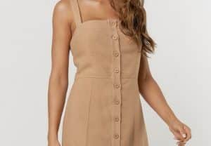 Summer Vibes: Vestido com Botão